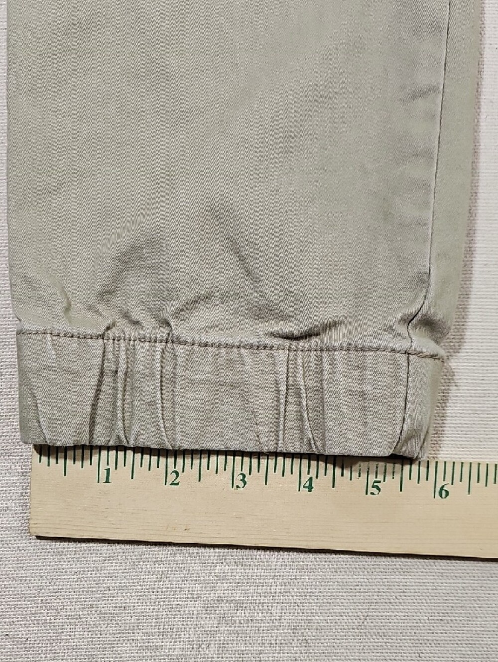 Divided Light Olive Drawstring Joggers Size 34 - Picture 10 of 10